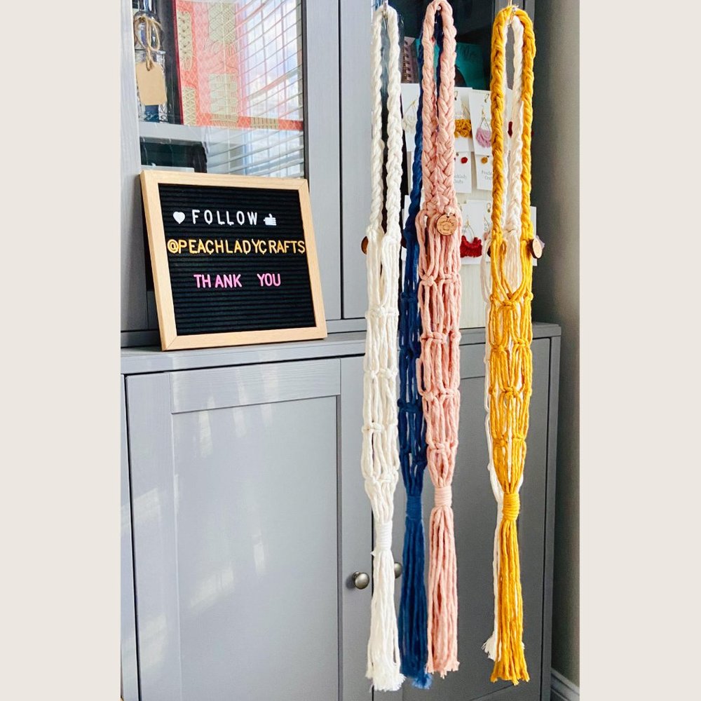 Handmade Macrame Wine Tote / Gift Bag
